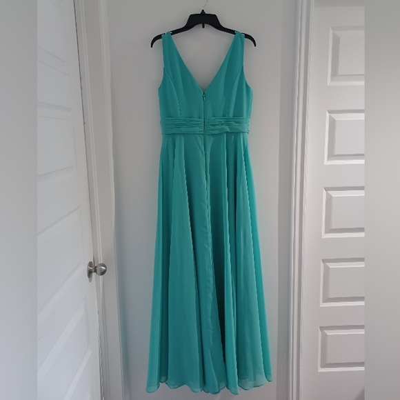 A-Line V-Neck Floor-Length Chiffon Bridesmaid Dress - Picture 5 of 7